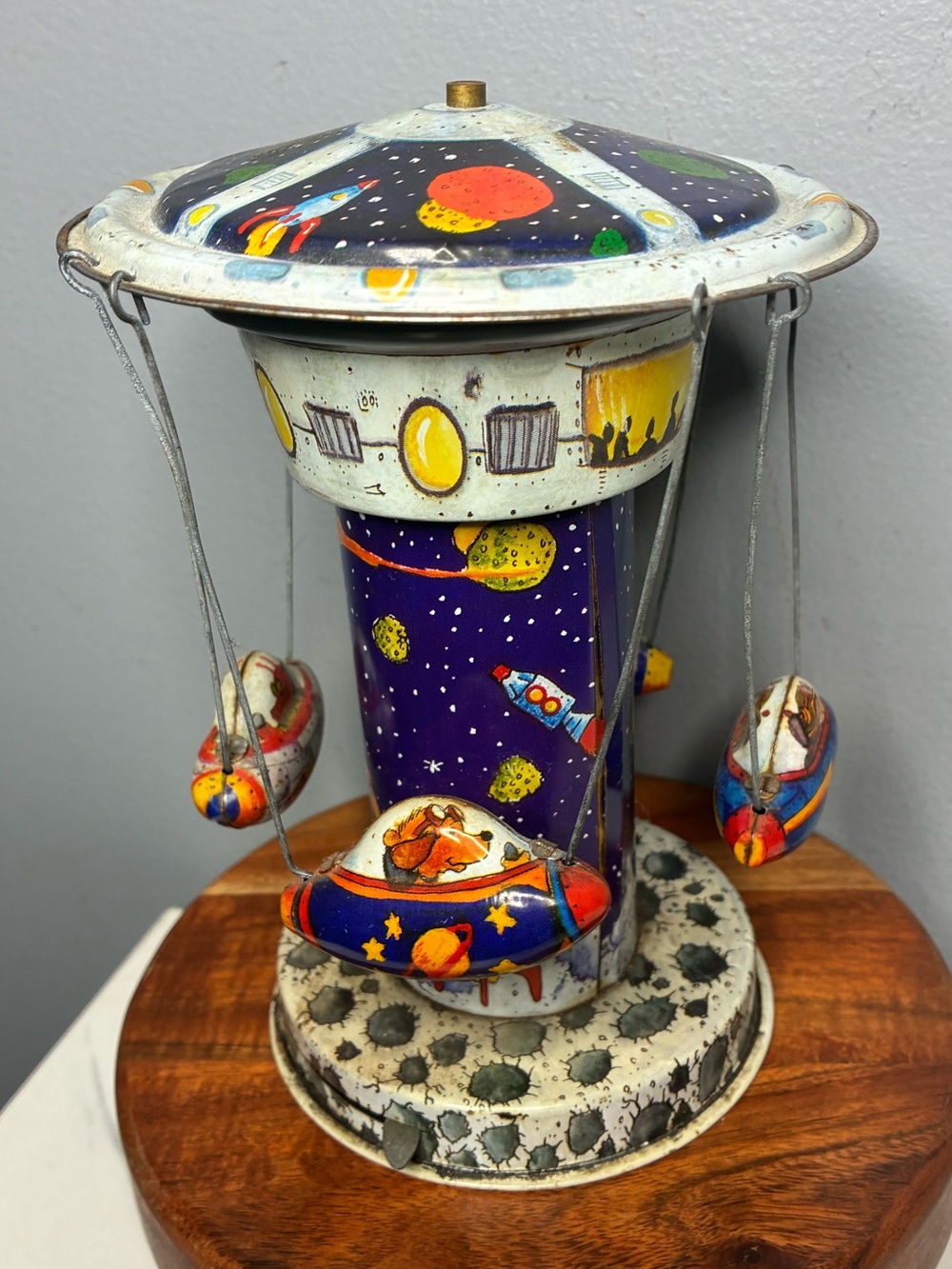 1950s Tin Litho Space Rocket Carousel Toy UFO Astronauts Unmarked